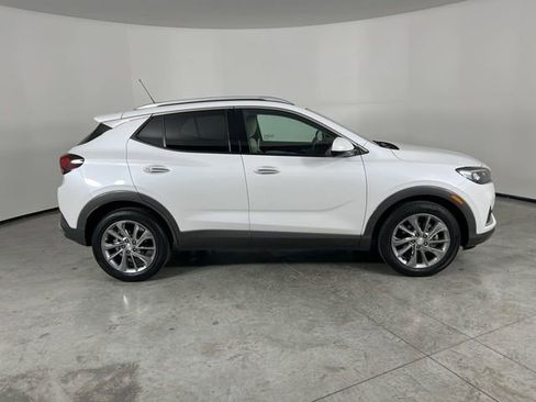 Certified 2023 Buick Encore GX Essence w/ Experience Buick Package FWD image 9
