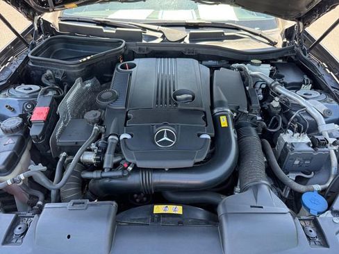 Used 2015 Mercedes-Benz SLK 250 image 19