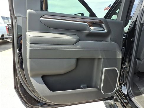 New 2026 GMC Sierra 2500 SLE AWD/4WD image 17