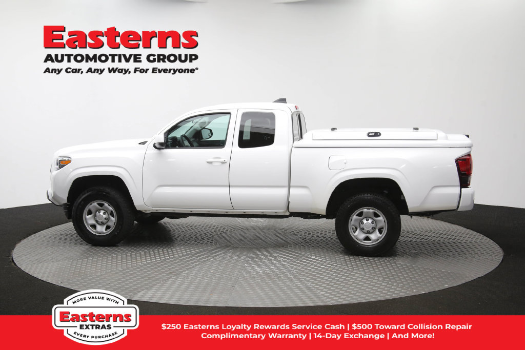 Used 2023 Toyota Tacoma SR RWD image 60