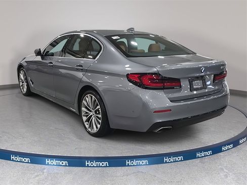 Certified 2023 BMW 530i w/ Convenience Package image 7