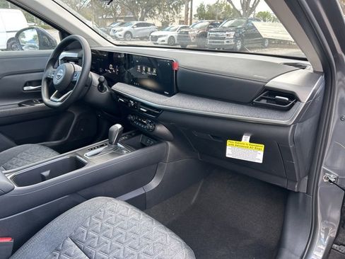 New 2026 Nissan Kicks SV w/ SV Premium Package image 41