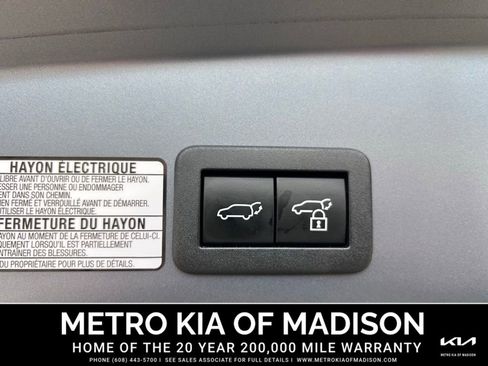 Used 2023 Toyota Corolla Cross XLE image 37