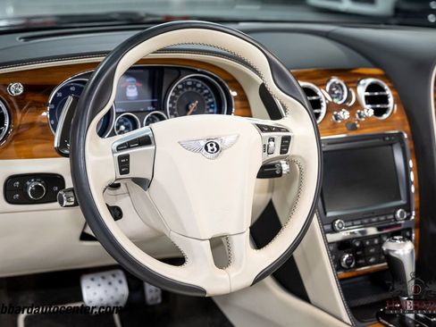 Used 2018 Bentley Continental GT image 23