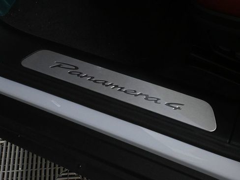 Used 2026 Porsche Panamera 4 AWD/4WD image 30