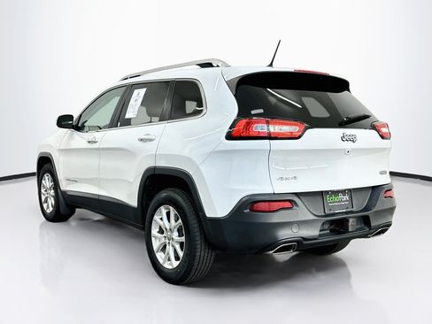 Used 2015 Jeep Cherokee Latitude w/ Comfort/Convenience Group AWD/4WD image 5