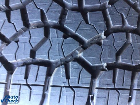 Used 2025 Chevrolet Silverado 2500 LT image 10