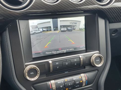 Used 2021 Ford Mustang Shelby GT500 w/ Carbon Fiber Track Pack image 17