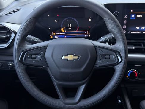 New 2026 Chevrolet TrailBlazer LT w/ Driver Confidence Package FWD image 11