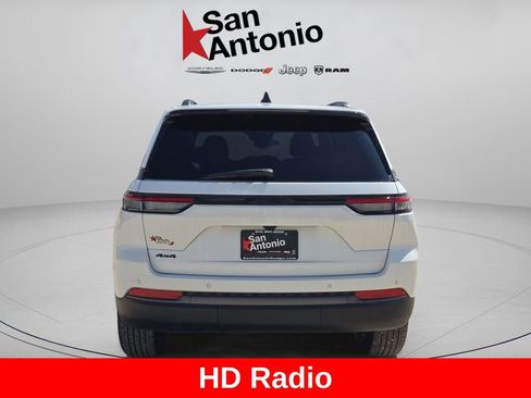 New 2026 Jeep Grand Cherokee Altitude AWD/4WD image 7