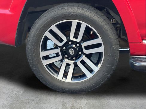 Used 2020 Toyota 4Runner Limited AWD/4WD image 28
