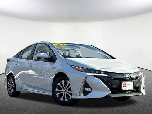 Certified 2021 Toyota Prius Prime Limited image 2