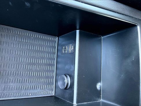 Used 2017 BMW X3 sDrive28i image 23