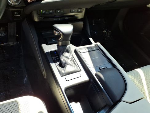 Used 2022 Lexus ES 350 w/ Premium Package FWD image 9