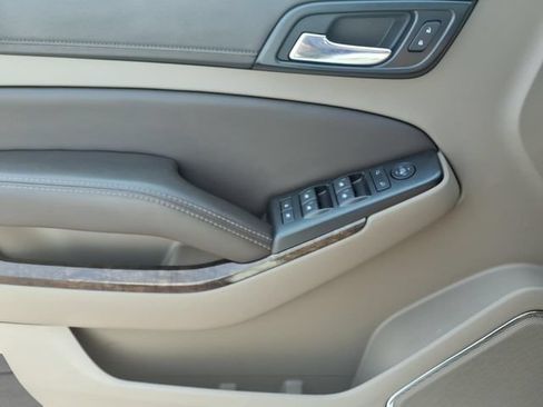 Used 2017 Chevrolet Tahoe LS RWD image 16