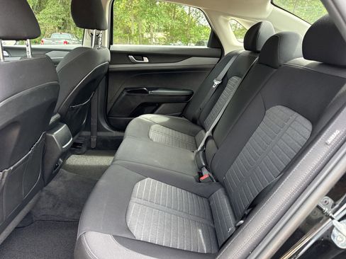 Used 2025 Kia K5 LXS FWD image 13