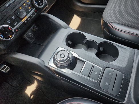 Used 2024 Ford Escape ST-Line image 12