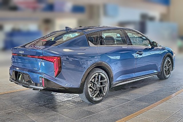 Used 2025 Kia K4 GT-Line FWD image 3