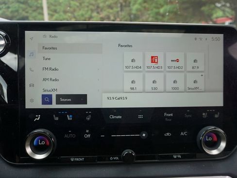 Used 2024 Lexus RX 350 Premium w/ Convenience Package FWD image 10
