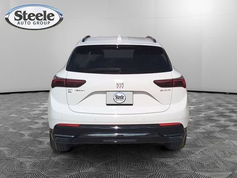 Used 2024 Buick Envision Sport Touring image 4