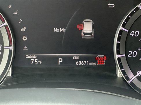 Certified 2024 Toyota Highlander LE image 14