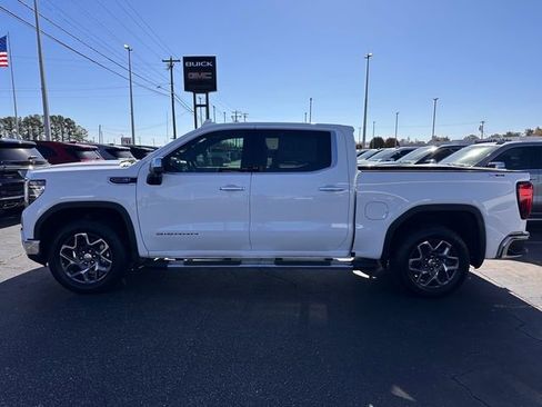 New 2026 GMC Sierra 1500 SLT image 7