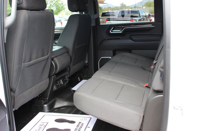 Used 2024 GMC Sierra 3500 SLE w/ SLE Convenience Package AWD/4WD image 8