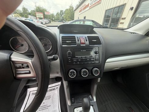 Used 2014 Subaru Forester 2.5i Premium w/ All-Weather Package AWD/4WD image 13