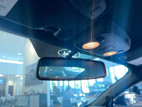 Used 2017 Ford Mustang Shelby GT350 image 18