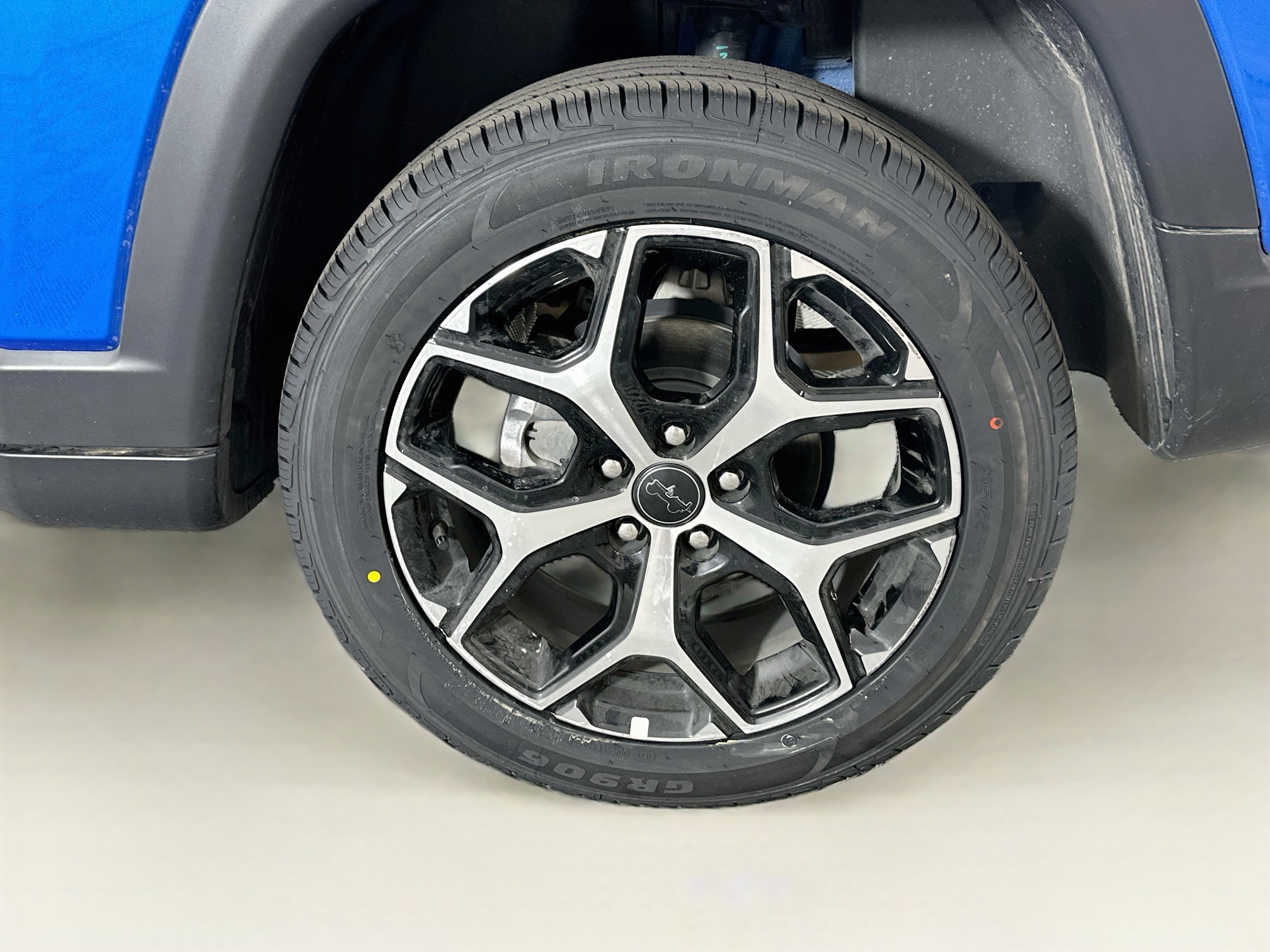 Used 2025 Jeep Compass Limited AWD/4WD image 11