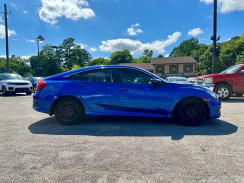 Used 2018 Honda Civic LX image 3