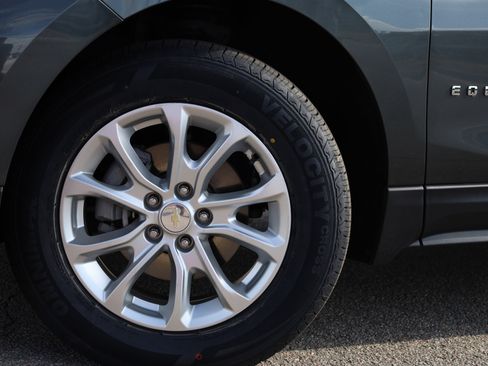 Used 2021 Chevrolet Equinox LT image 18