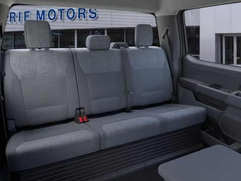 New 2026 Ford F250 XLT w/ XLT Premium Package AWD/4WD image 11