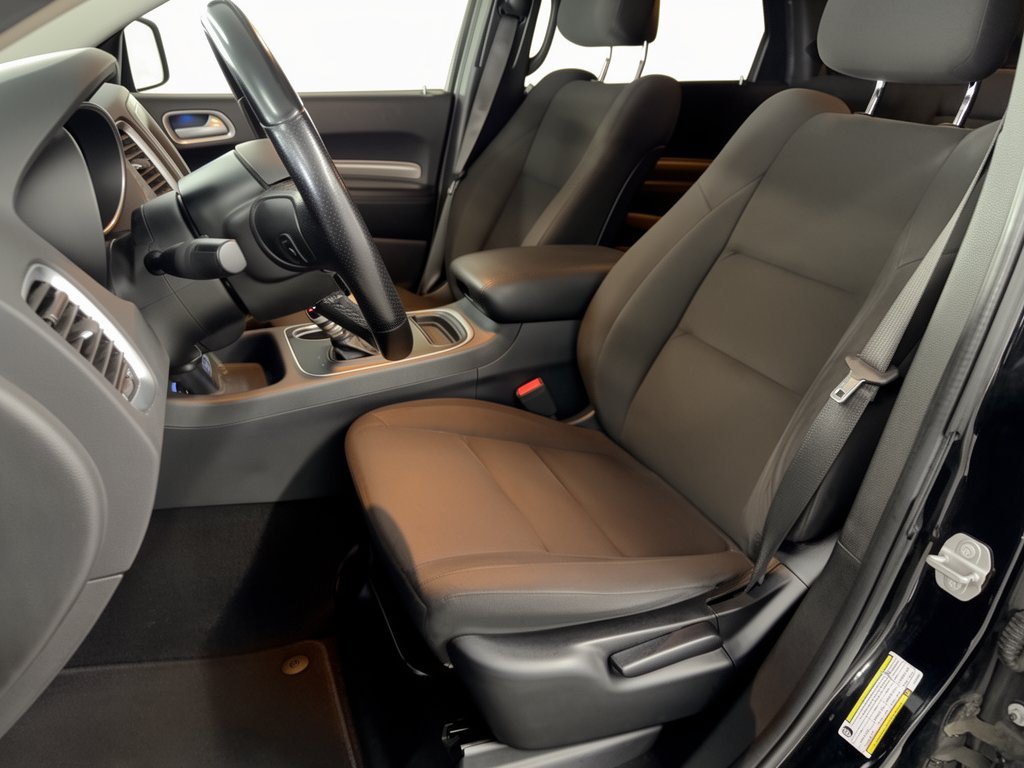 Used 2020 Dodge Durango SXT w/ 3rd Row Seating Group RWD image 5