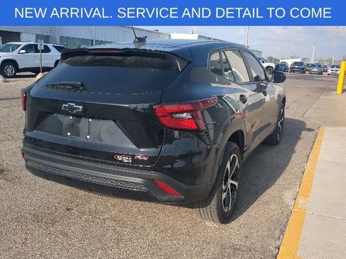 Used 2024 Chevrolet Trax RS w/ Driver Confidence Package FWD image 6