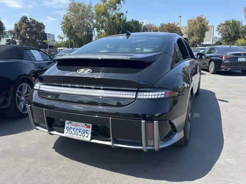 Used 2023 Hyundai Ioniq 6 SE RWD image 3