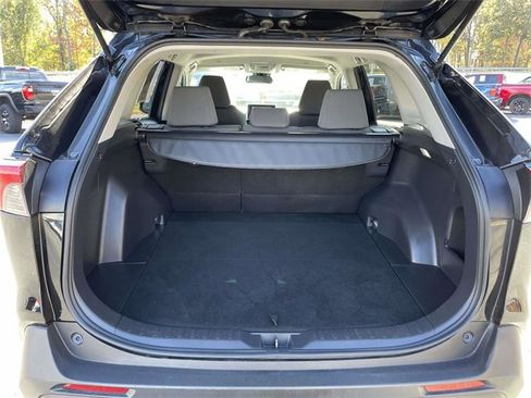 Used 2023 Toyota RAV4 XLE image 13