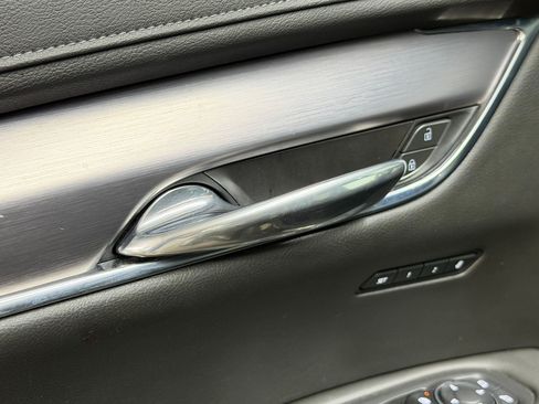 Used 2023 Cadillac XT6 Luxury FWD image 26