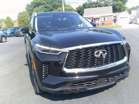 Used 2023 INFINITI QX60 Luxe w/ Cargo Package AWD/4WD image 12