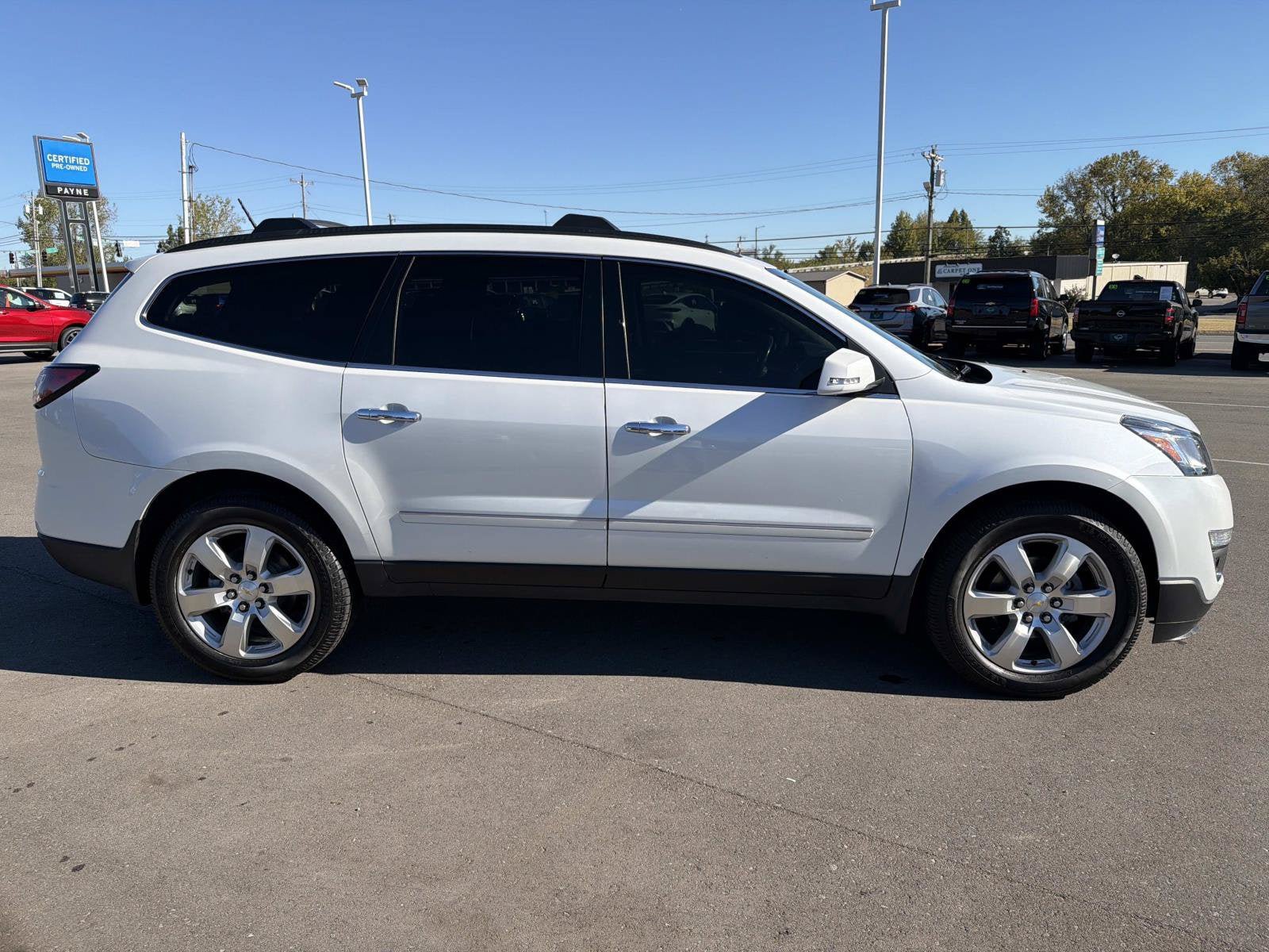 Used 2017 Chevrolet Traverse Premier FWD image 8