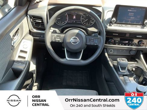 Used 2021 Nissan Rogue SV AWD/4WD image 14