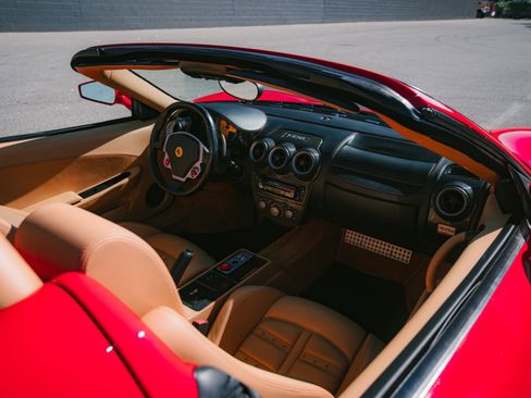 Used 2005 Ferrari F430 Spider image 6