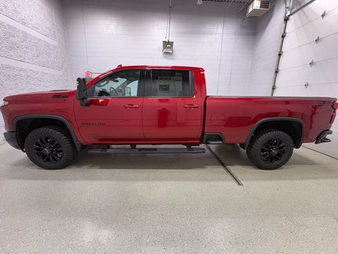Used 2025 Chevrolet Silverado 3500 LTZ w/ Trail Boss Package AWD/4WD image 7