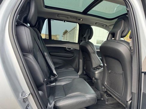 Used 2021 Volvo XC90 T6 Inscription w/ Protection Package Premier image 12