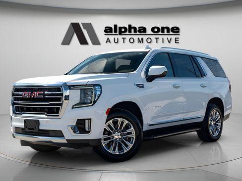 Used 2022 GMC Yukon SLT AWD/4WD image 1