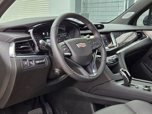New 2025 Cadillac XT6 Premium Luxury w/ Technology Package image 10