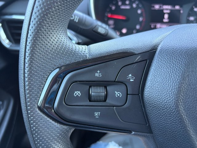 Used 2021 Chevrolet TrailBlazer LT w/ Convenience Package AWD/4WD image 22