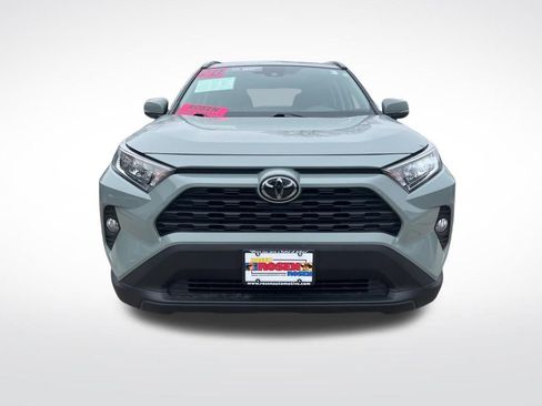 Used 2020 Toyota RAV4 XLE w/ Convenience Package image 2
