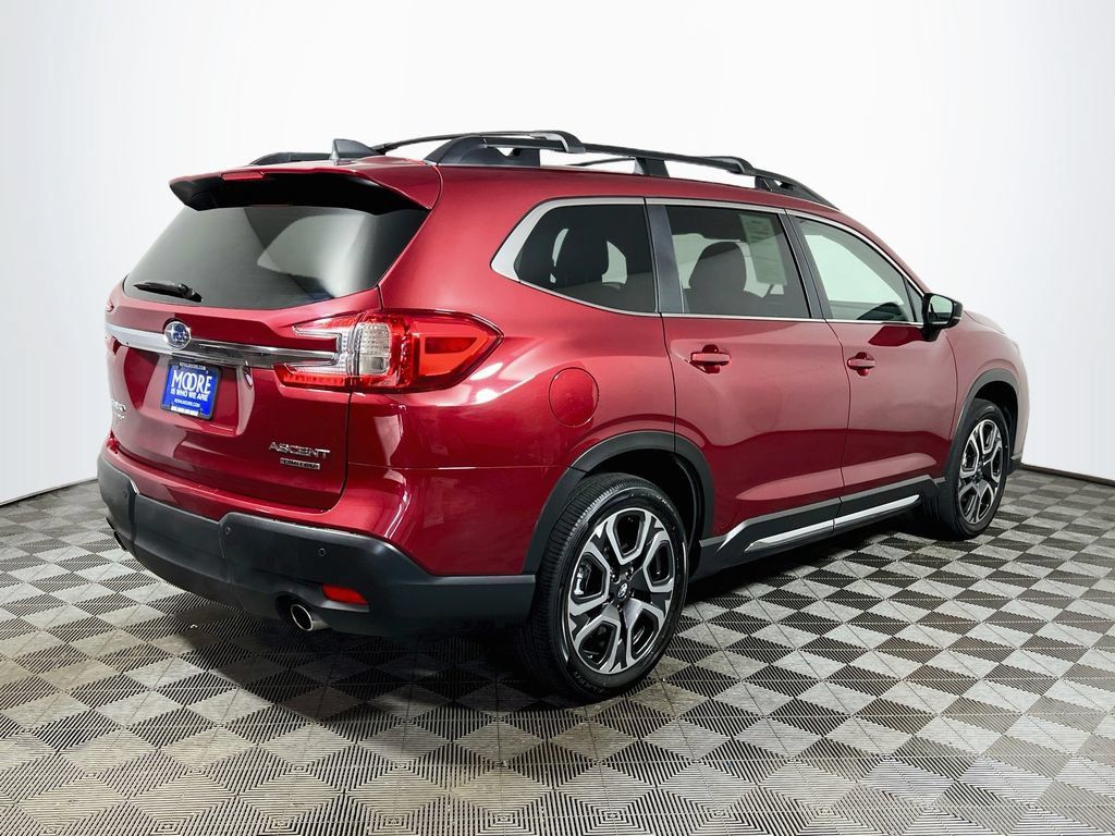Used 2025 Subaru Ascent Limited w/ Popular Package #2 AWD/4WD image 7
