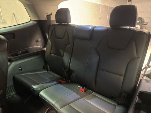 Used 2021 Kia Telluride S AWD/4WD image 30